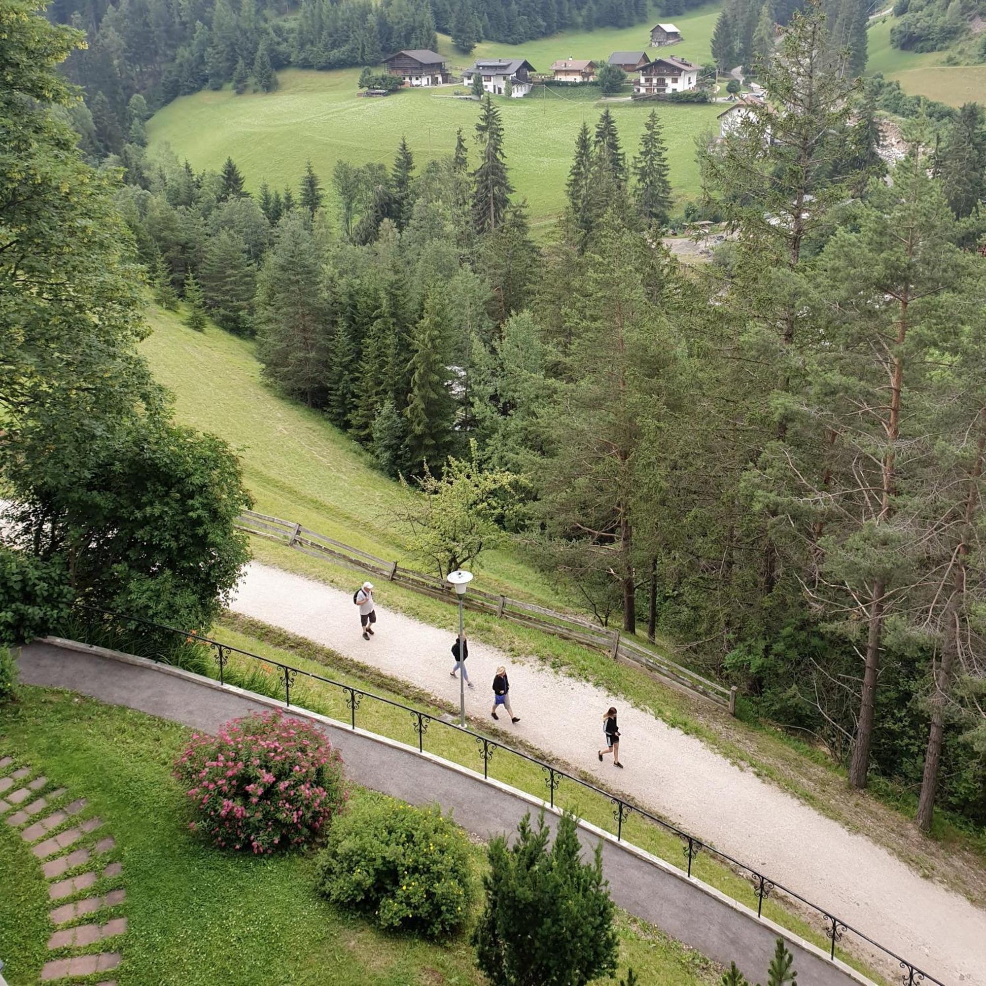 Chalet Hotel Hartmann - Adults Only Ortisei Eksteriør billede