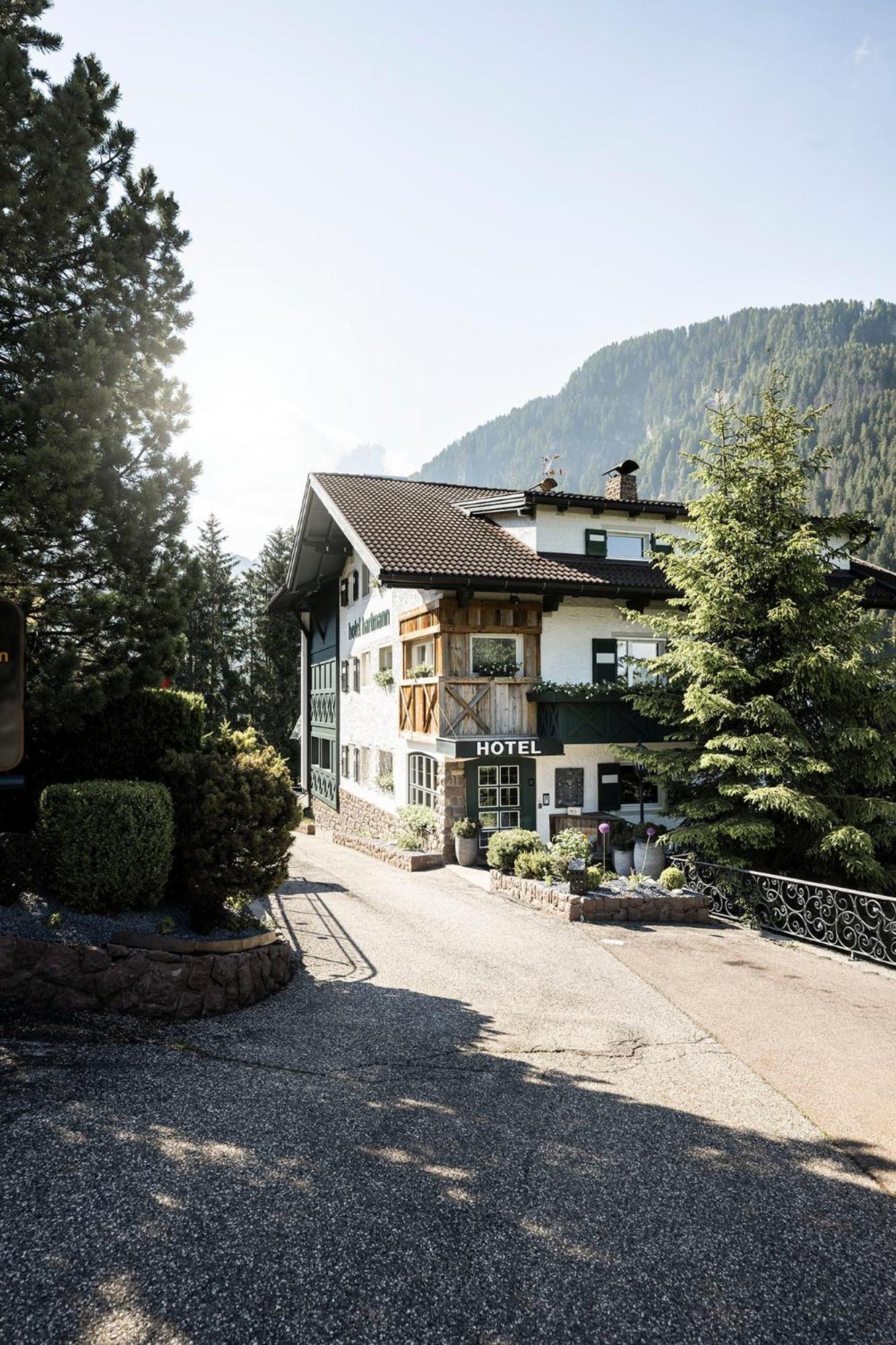 Chalet Hotel Hartmann - Adults Only Ortisei Eksteriør billede